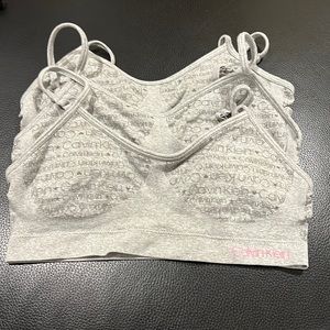 Calvin Klein tee shirt bras